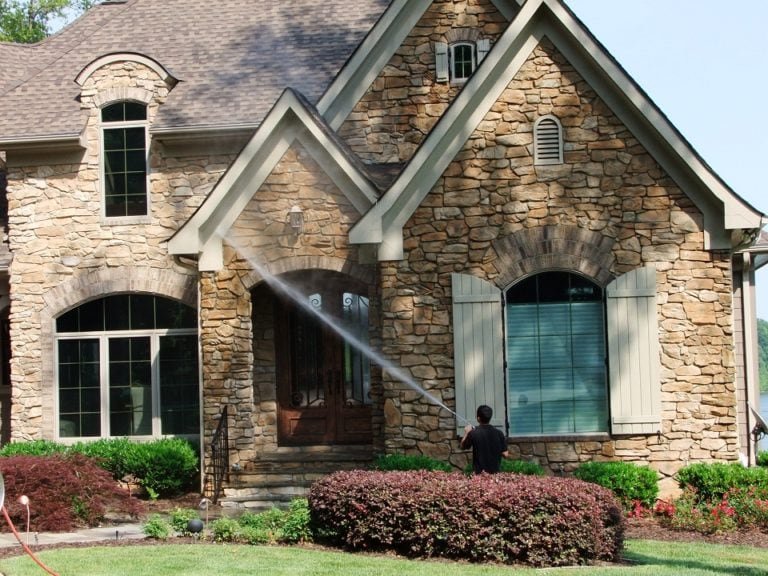 pressure washing in Richmond Texas